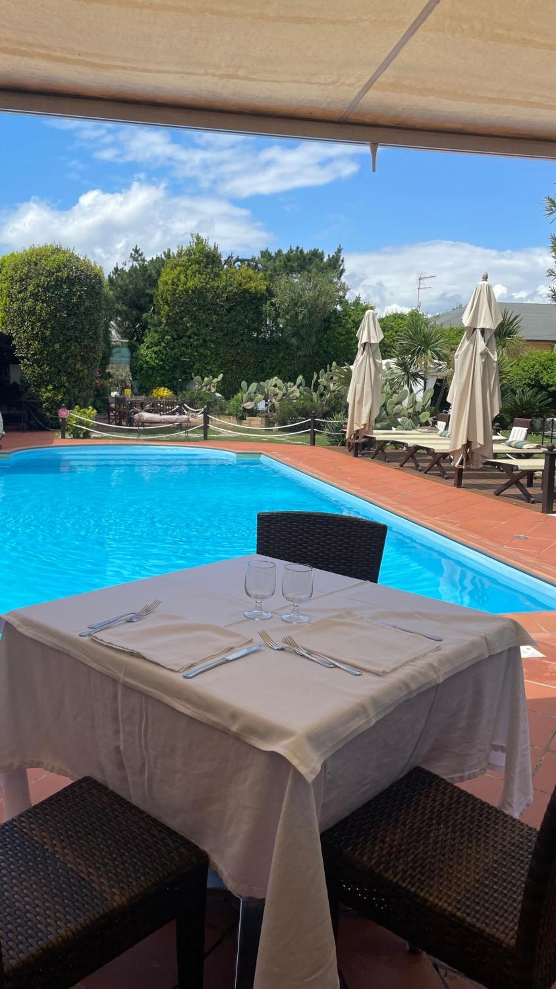 Hotel Atlantic Marina Di Carrara Dış mekan fotoğraf