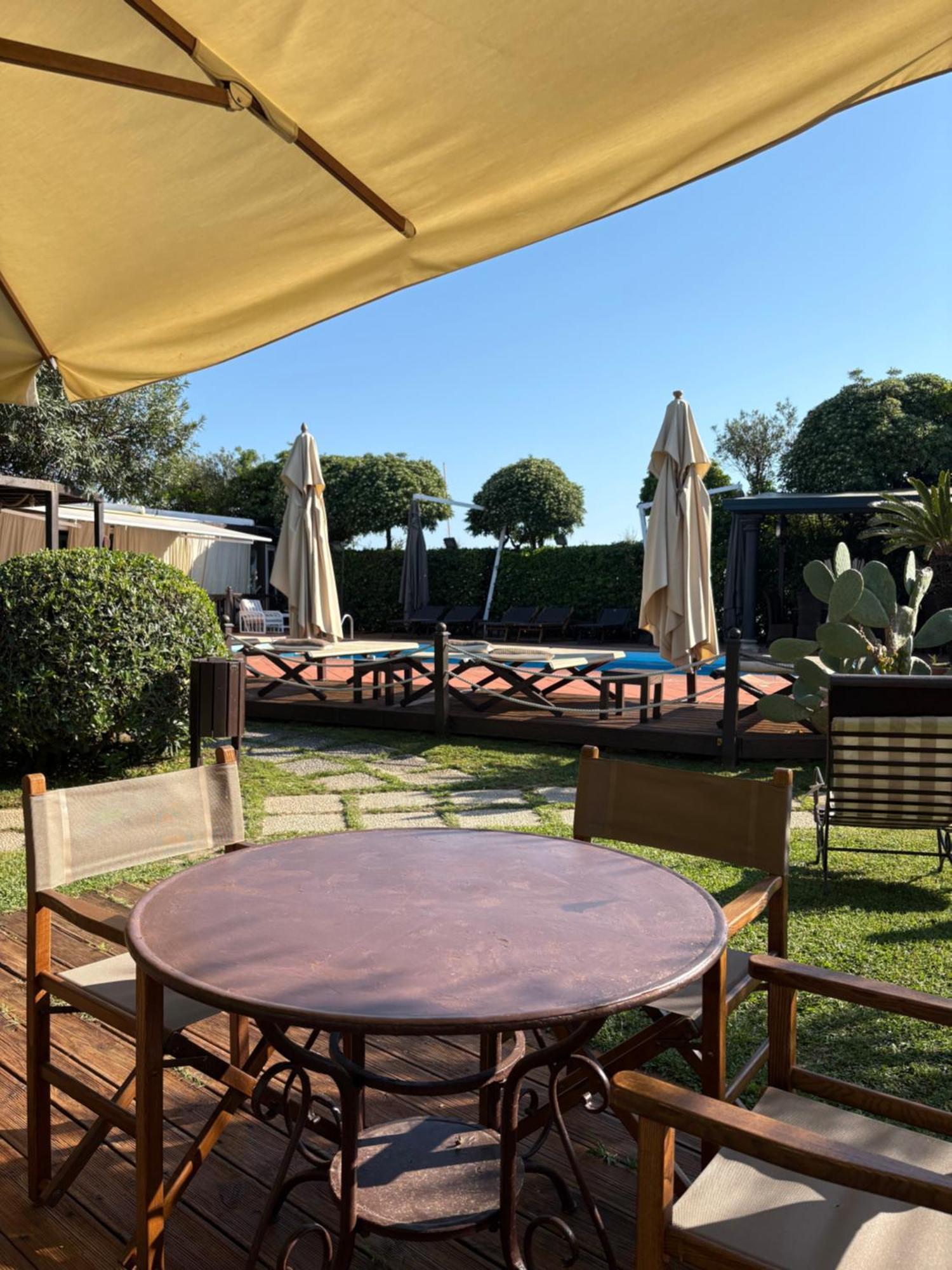 Hotel Atlantic Marina Di Carrara Dış mekan fotoğraf