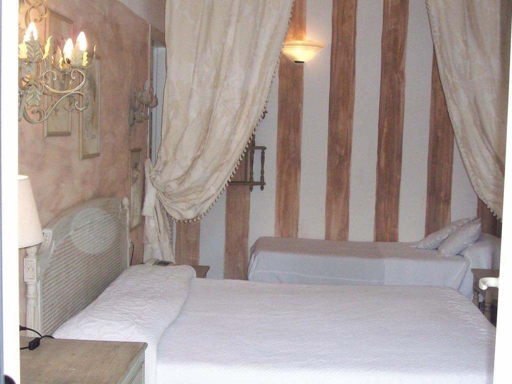 Hotel Atlantic Marina Di Carrara Oda fotoğraf