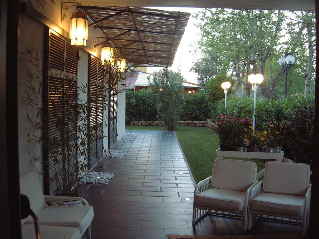 Hotel Atlantic Marina Di Carrara Dış mekan fotoğraf